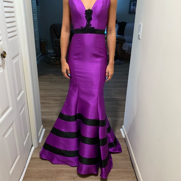 Jovani Dresses & Skirts - Jovani Purple